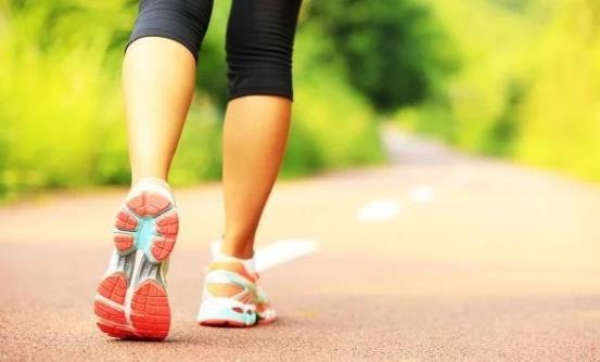 正确的健步走提高心肺功能 四种步行方式有助燃脂减肥