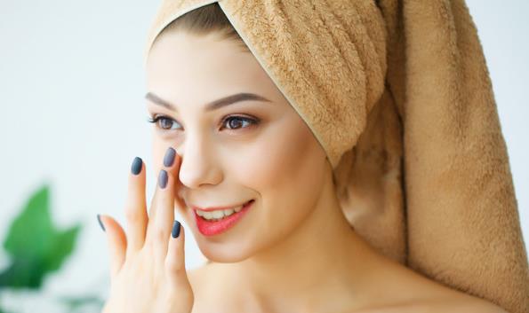 怎样洗脸能美白 5大方法洗出水光肌