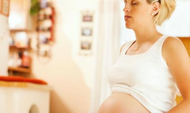 为啥孕期会水肿？专家建议：平常做到这3点，帮你缓解孕期水肿