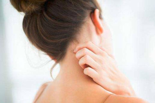 皮肤瘙痒是什么原因？如何缓解皮肤瘙痒？