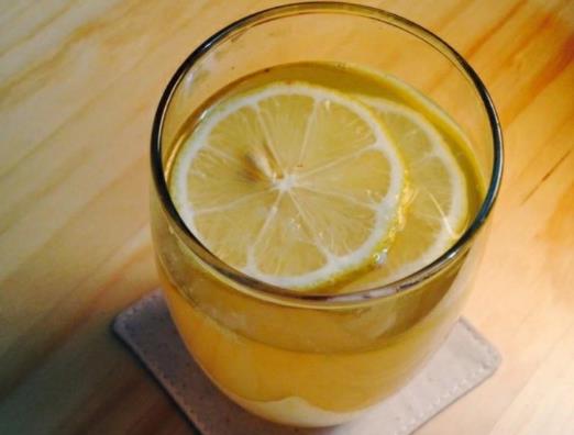 柠檬泡水苦怎么处理？柠檬水美白喝多久能见效