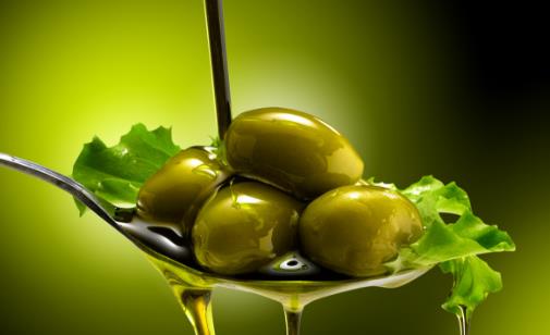 橄榄油可以祛斑吗？怎么用橄榄油祛斑？