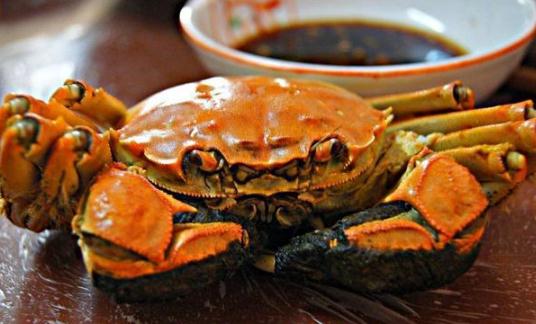 螃蟹和石榴能不能一块吃 螃蟹和石榴隔多久(2小时)可以吃