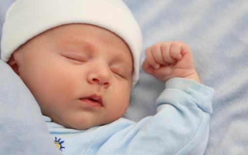宝宝睡不好有哪些原因？宝宝睡不好有什么影响？