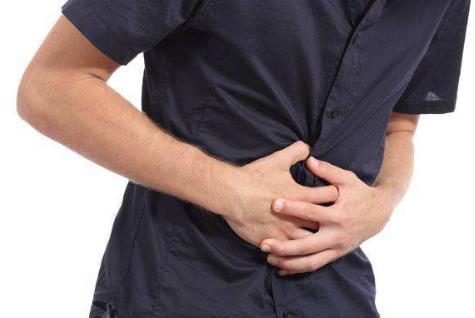 慢性阑尾炎是怎么引起的？慢性阑尾炎疼痛什么症状？