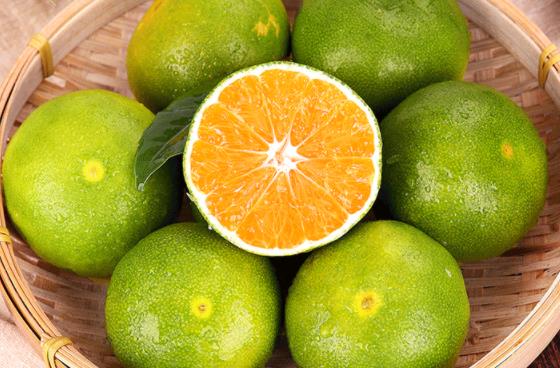 橘子吃多了皮肤会变黄是真的吗？橘子一天最多吃几个