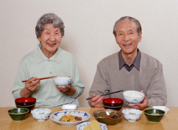 老年人吃什么有营养？老年人的健康饮食法则