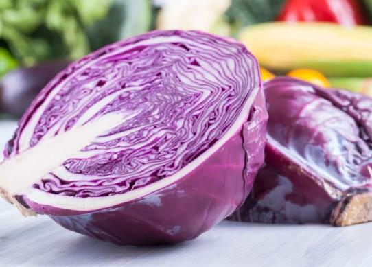 圆白菜和紫甘蓝的区别 什么人不适合吃紫甘蓝