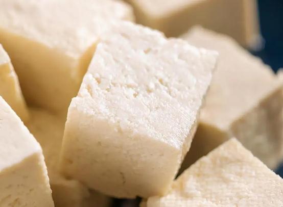 豆腐酸是怎么回事？吃豆腐的注意事项有哪些？
