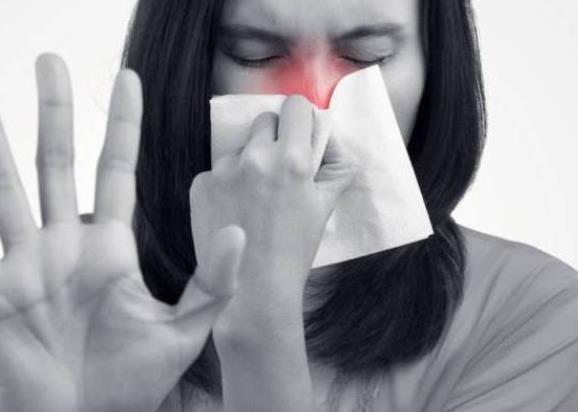 过敏性鼻炎怎么治最有效 原理过敏源用喷剂药物