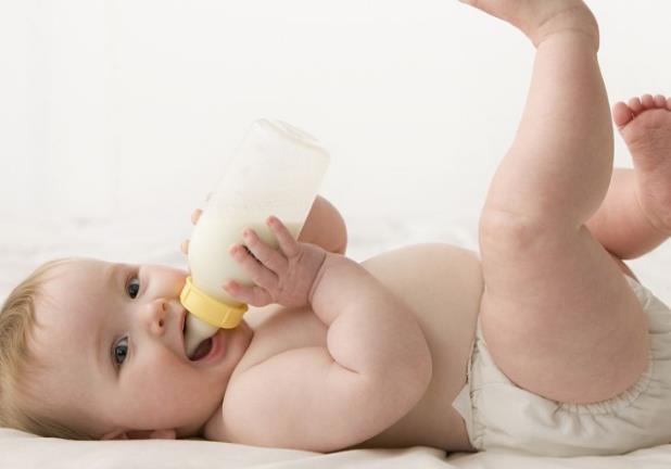 婴儿胀气多久会消失 及时按摩腹部药物排气2个月